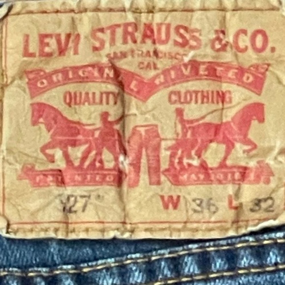 Levi's 627 Straight Leg Zip Fly Medium Wash Denim Jeans Men's Size 36 x 32 - Picture 7 of 7